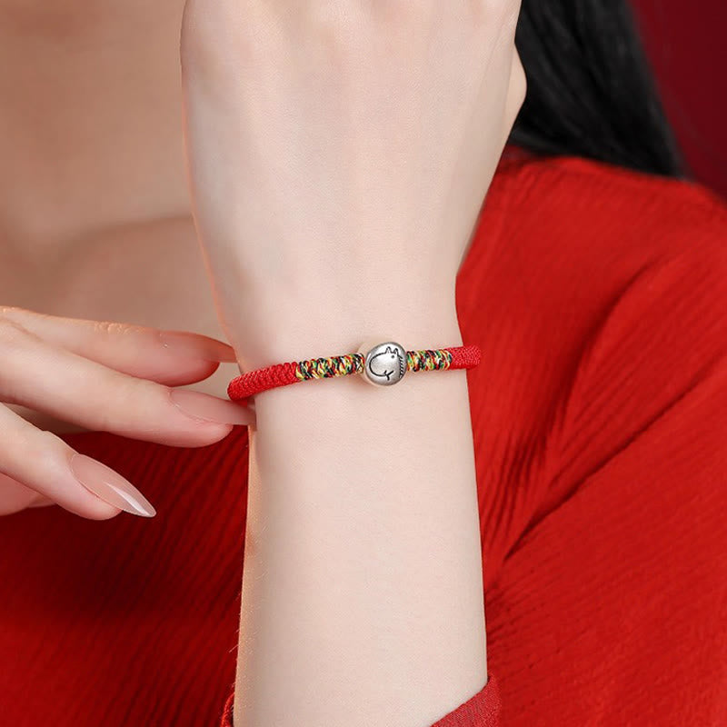 Armband mit rotem Faden aus 999er Silber mit Pferdemotiv