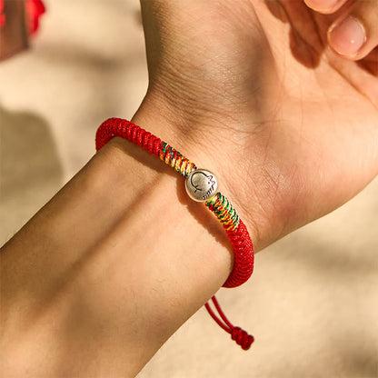 Armband mit rotem Faden aus 999er Silber mit Pferdemotiv