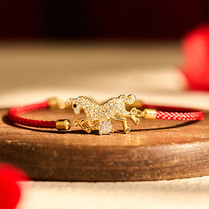Armband aus 925er Silber mit Pferd und rotem Faden