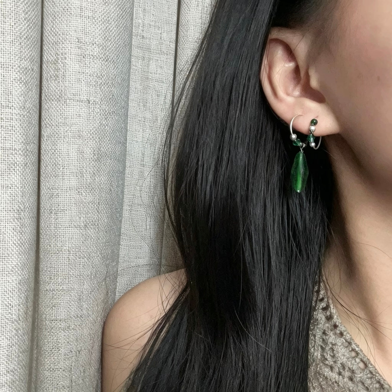 Emerald Arcana Wizard-Inspired Single Hoop Earring | S925 Silver
